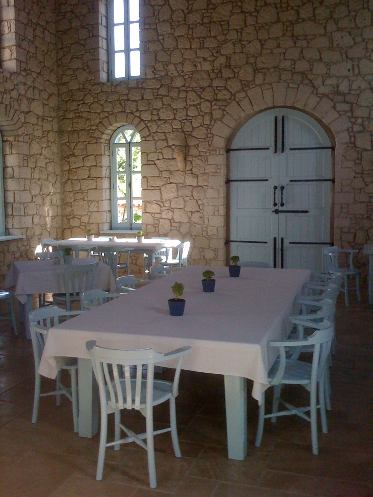 Manastir ala�at� otel - restaurant